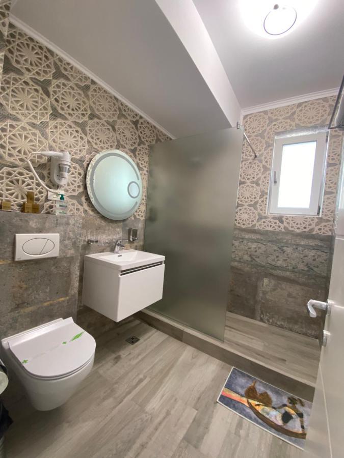 Апартаменты Alemar Royal 1 Нэводари Экстерьер фото